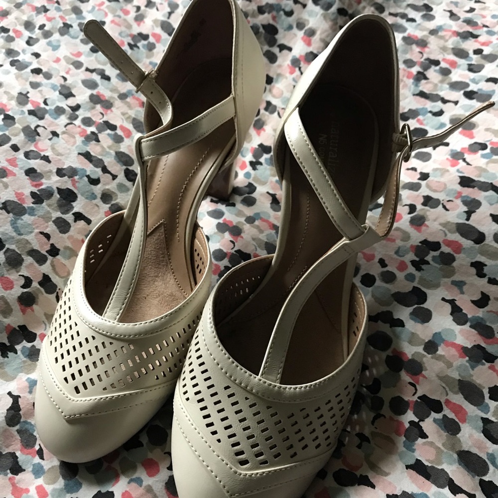 White lattice heels by naturalizer.